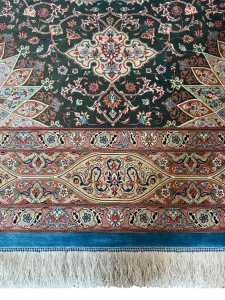 ۳ متری ابریشم قم ۰۴۶