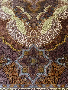 ۳ متری ابریشم قم ۰۶۹