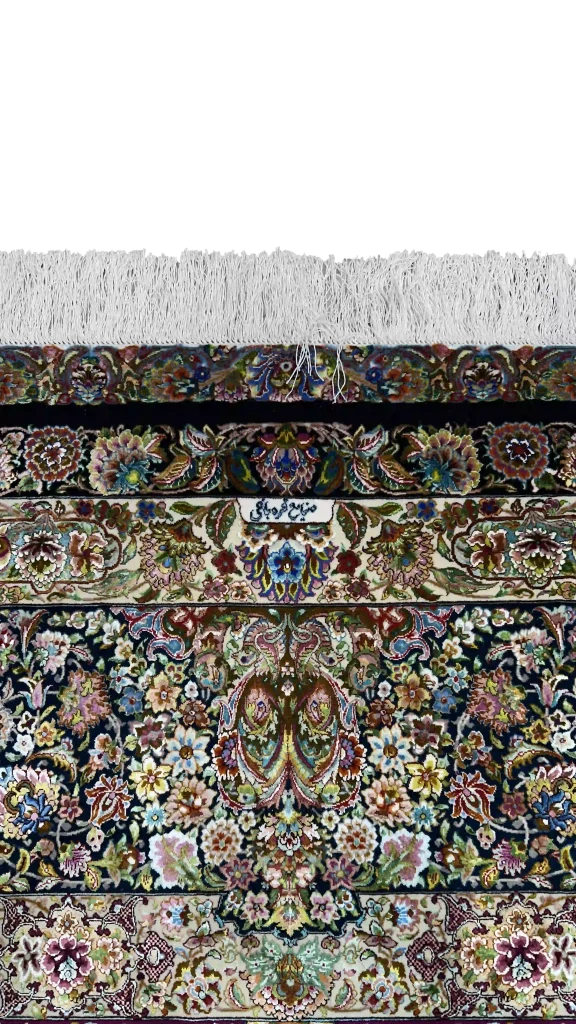 حاشیه کله غازی و کیفیت بافت فرش ابریشم ۶۰۷۸۴