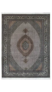 فرش ماهی کرم سبز