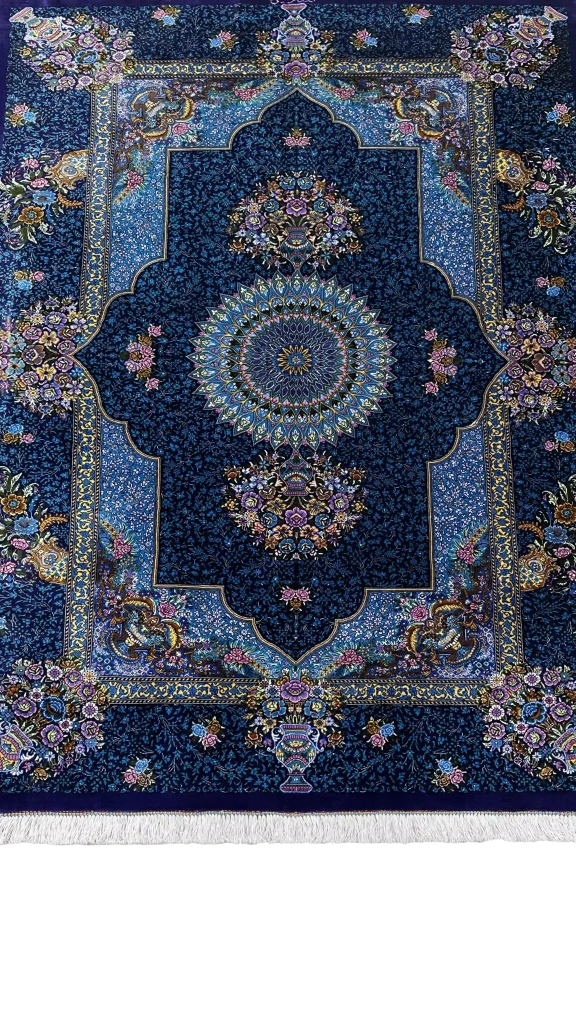 نمای کامل فرش تمام ابریشم گل ریز